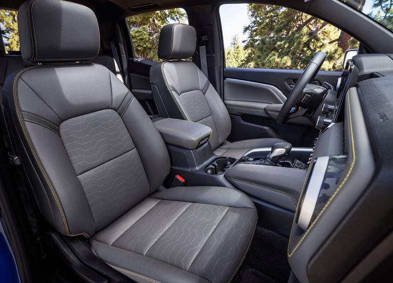 chevrolet colorado 2023 interior bancos