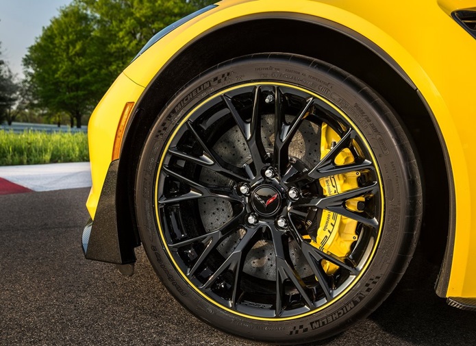 chevrolet corvette z06 c7 r edition