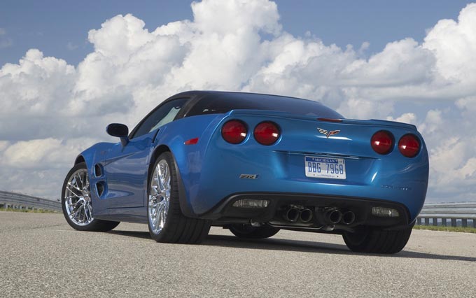 chevrolet corvettte zr1 2010