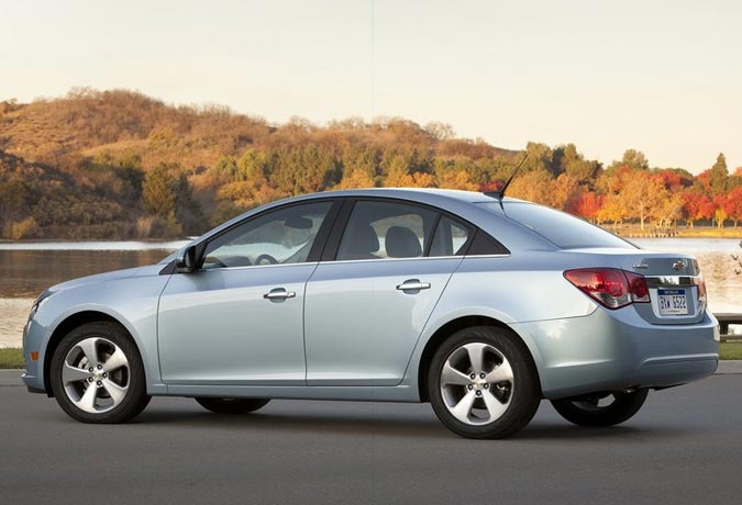 chevrolet cruze 2011 traseira