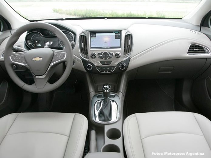 chevrolet cruze 2017 interior