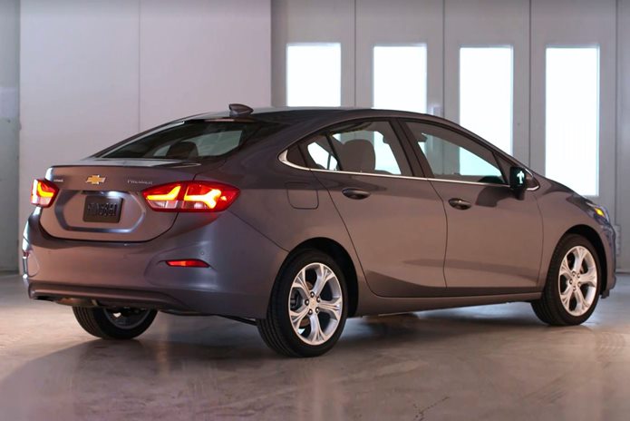 chevrolet cruze 2019 traseira