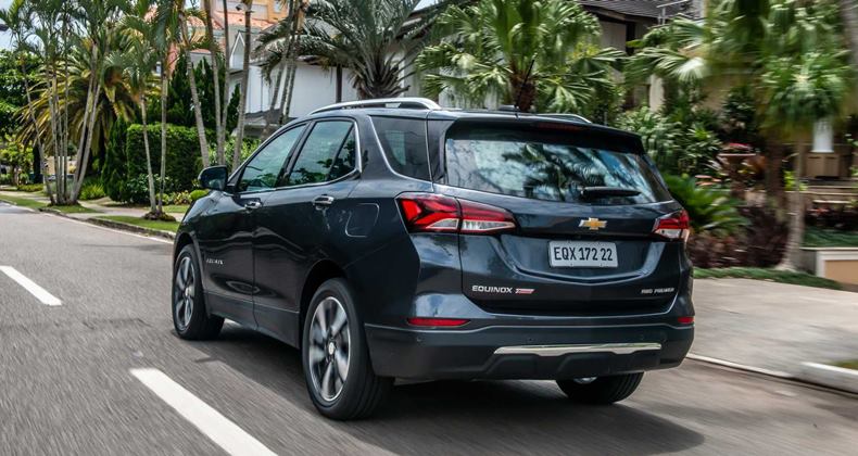 chevrolet equinox 2022 premier traseira