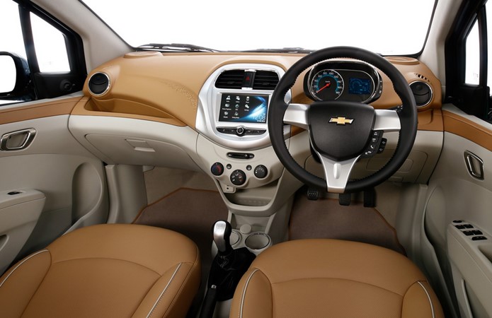 chevrolet essentia interior