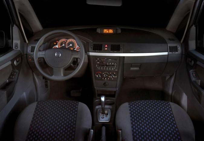 interior painel chevrolet meriva 2011