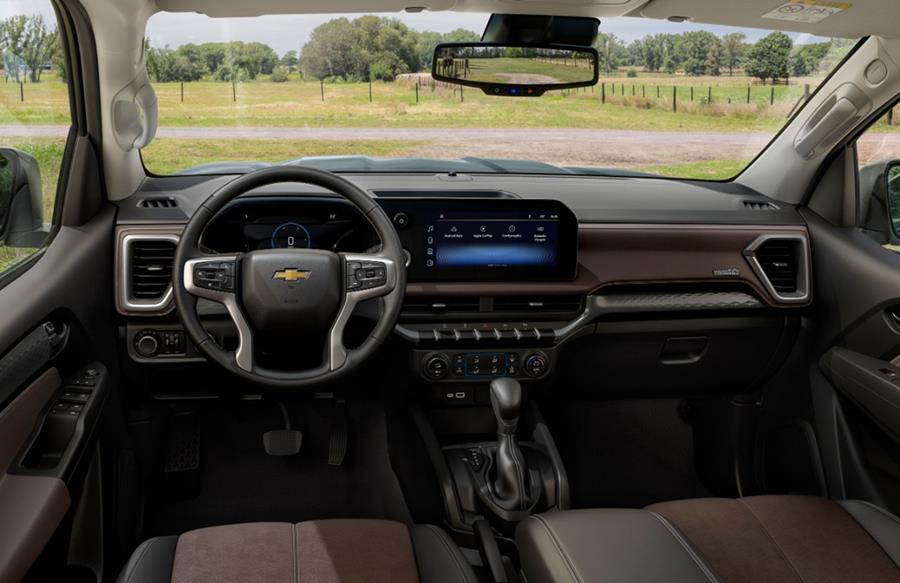 chevrolet s10 2025 interior