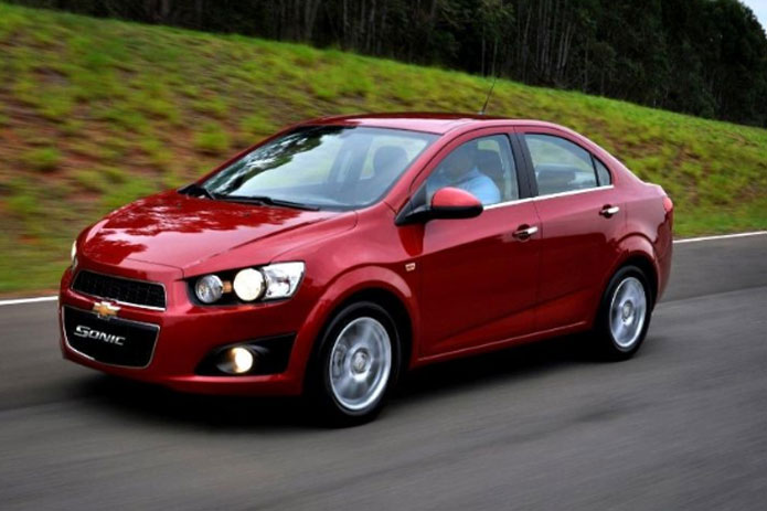 chevrolet sonic sedan brasil