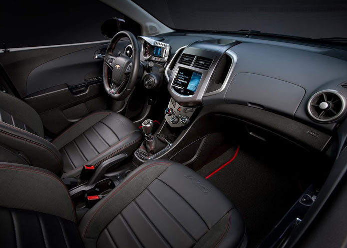 chevrolet sonic rs interior painel