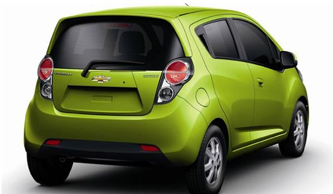 chevrolet spark 2011 traseira