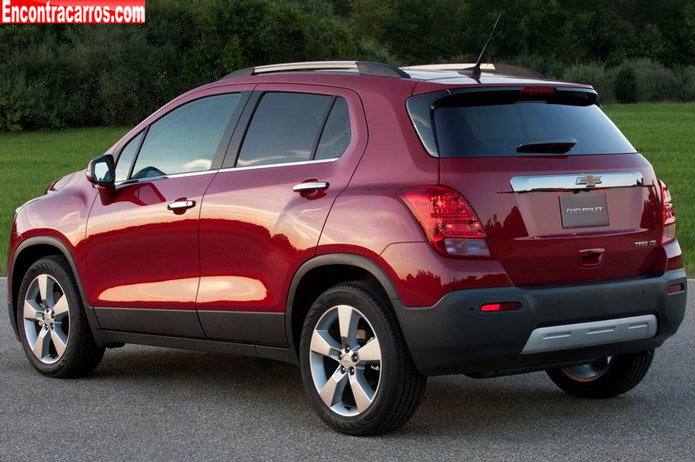 chevrolet tracker traseira