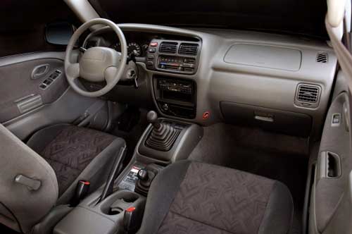 interior chevrolet tracker