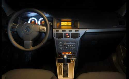 interior vectra gt 2010