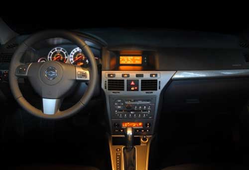 novo vectra 2010 interior