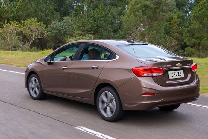 chevrolet cruze 2020 traseira