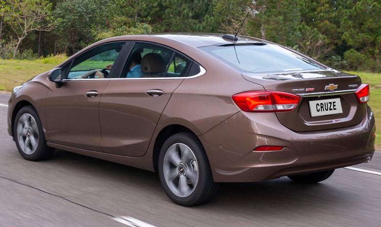 chevrolet cruze sedan 2022 traseira