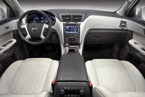 Chevrolet Traverse interior