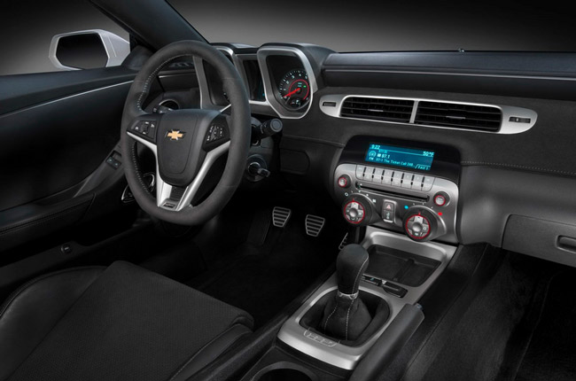 novo chevrolet camaro interior