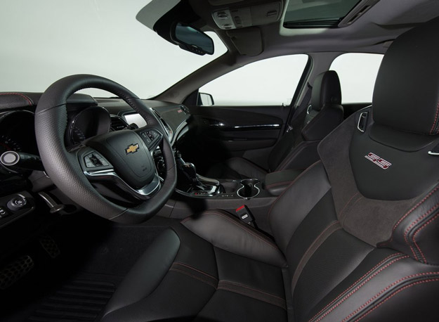 chevrolet ss eua interior