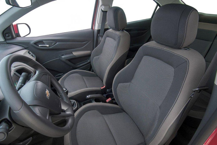 novo chevrolet prisma interior painel