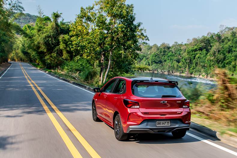 chevrolet onix rs