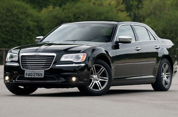 novo chrysler 300 c