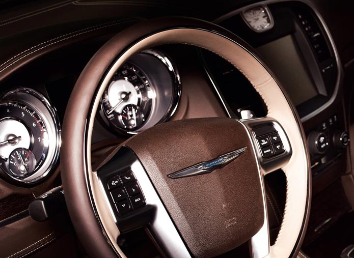 chrysler 300 luxury edition interior