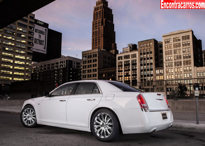 chrysler 300 motown edtion 2013