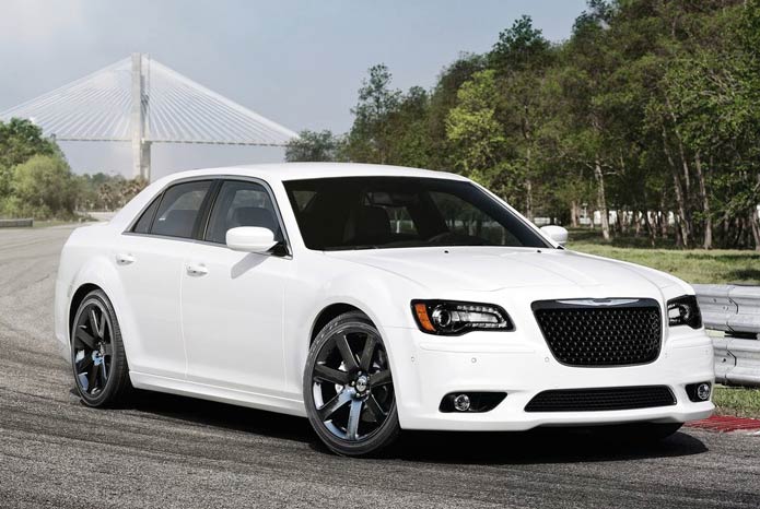 chrysler 300 srt8 2012