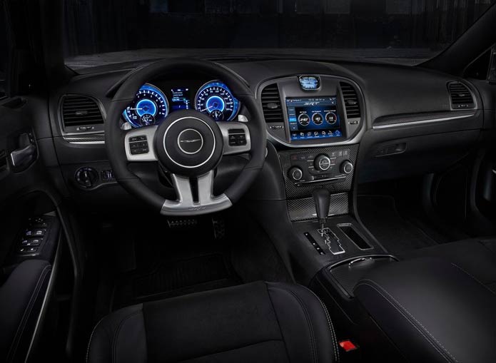 chrysler 300 srt8 2012 interior