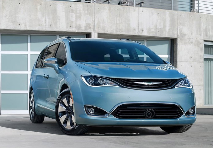 chrysler pacifica 2017