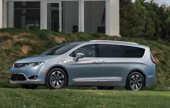 chrysler pacifica 2017