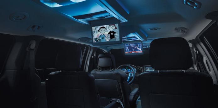 chrysler town country touring 2012 interior