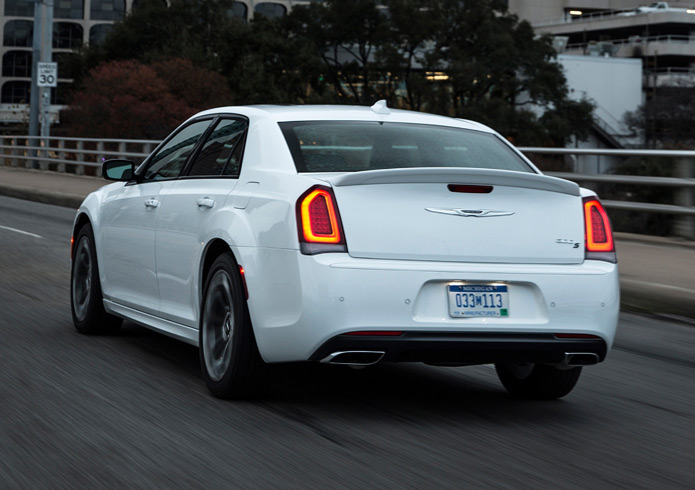 chrysler 300 2016 traseira