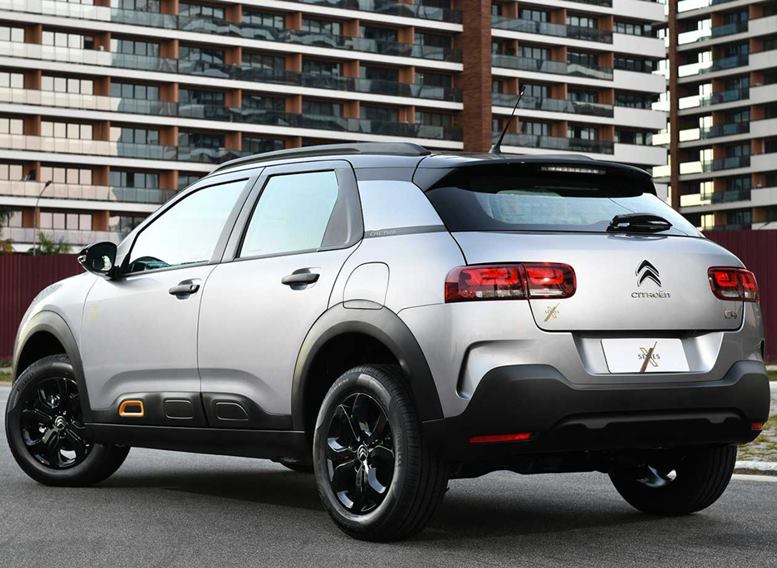 citroen c4 cactus x line 2023 traseira