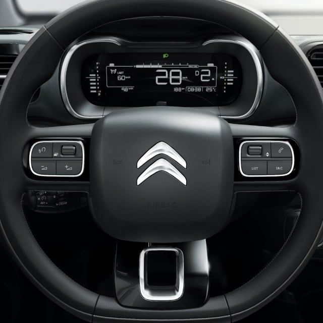 citroen c4 cactus 2023 interior painel digital e volante