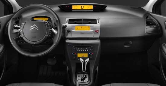 interir do novo citroen c4 2009