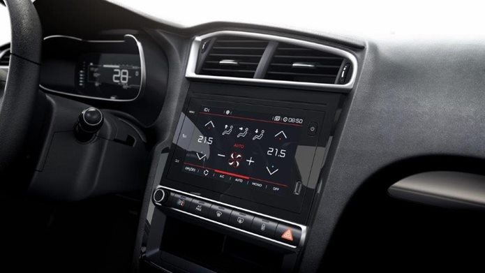 novo citroen c4 lounge 2019 interior central multi midia