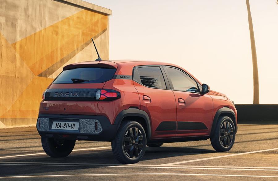 dacia spring 2025 rear view / novo kwid 2025 traseira