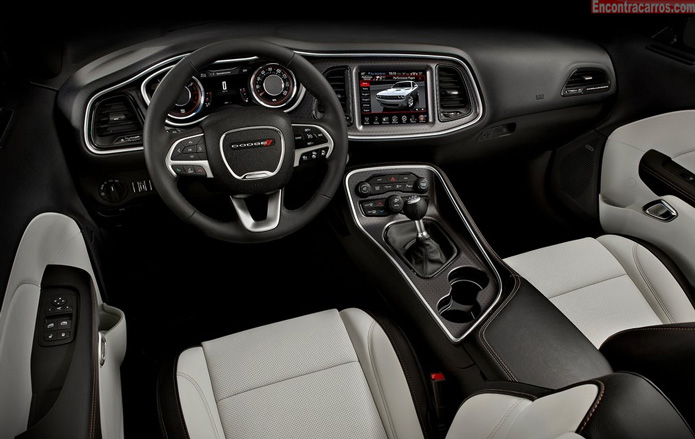 dodge challenger 2015 interior