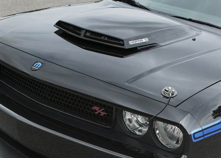 dodge challenger mopar 10 capo / hood