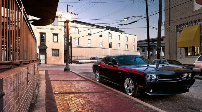 dodge challenger 2011