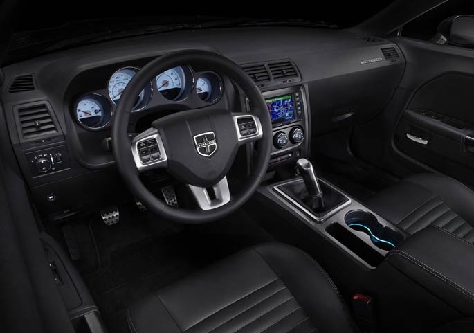 dodge challenger 2011 interior painel