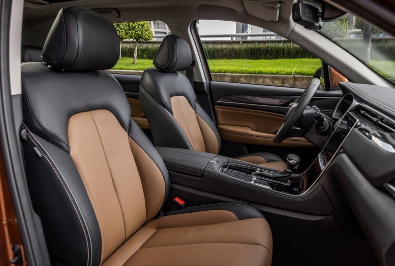 dodge journey 2022 interior