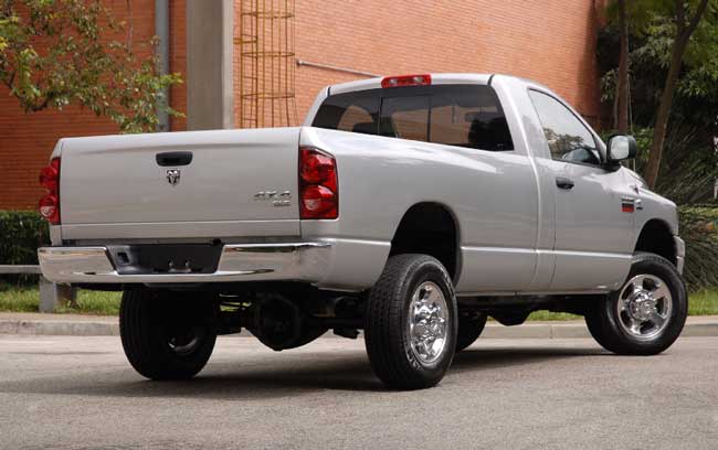 dodge ram 2500 cabine simples 2009 2010 traseira