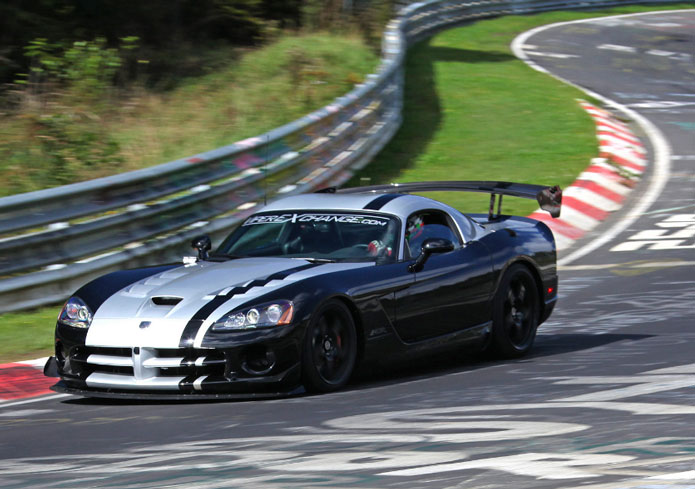 dodge viper srt10 acr nurburgring