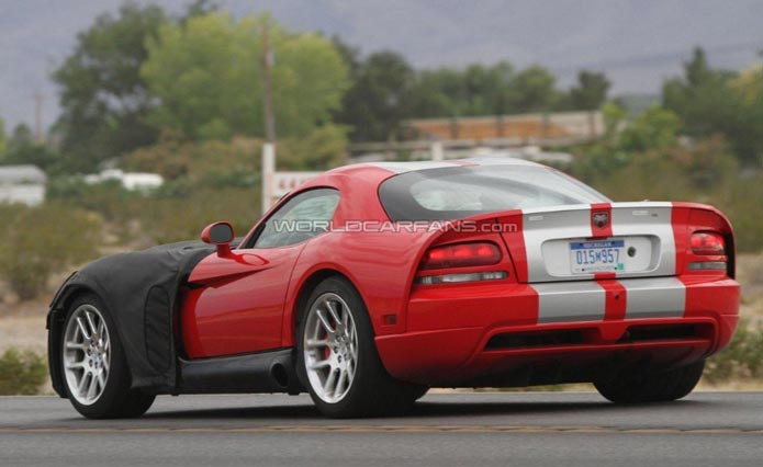 dodge viper 2013 flagra - 2013 dodge viper spyphoto