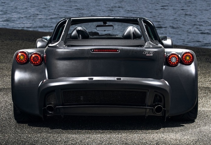 donkervoort d8 gto bare naked carbon edition