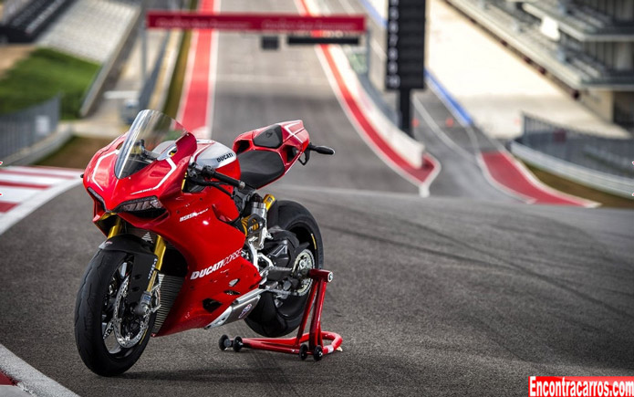 ducati panigale 1199 r 2014