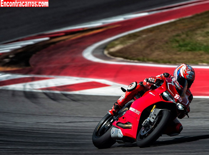 ducati panigale 1199 r