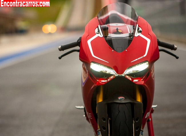 ducati panigale 1199 r